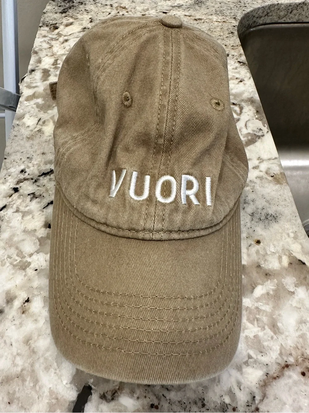 Vuori Khaki Ballcap